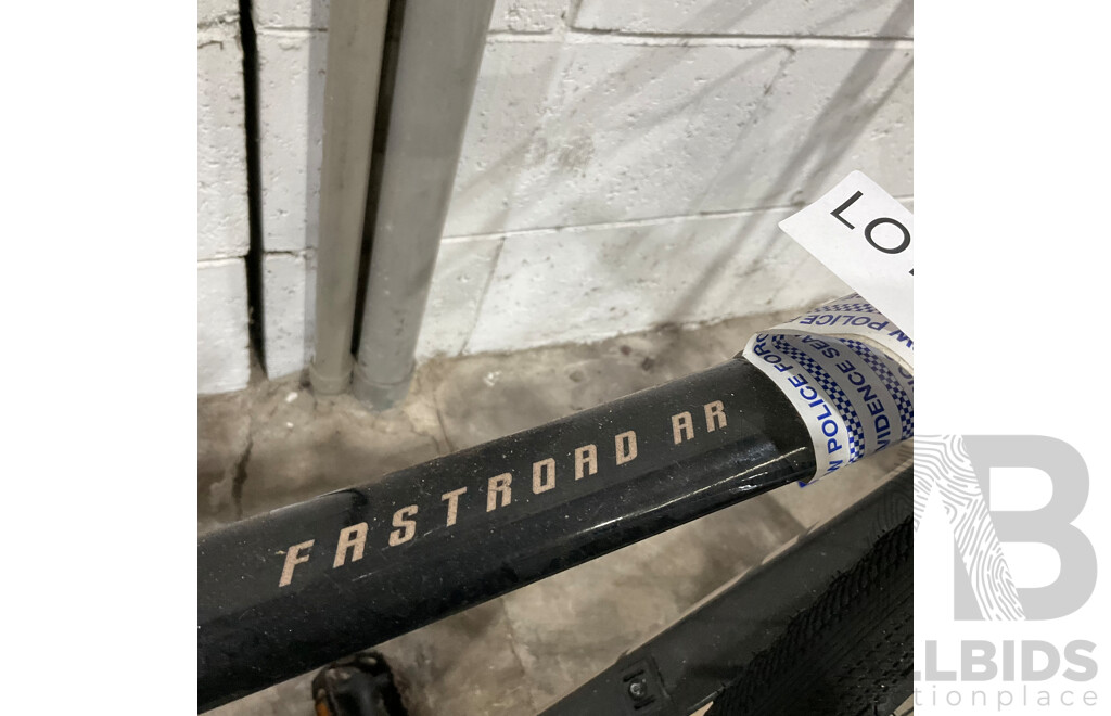 Giant Fastroad AR Bike Frame and Parts