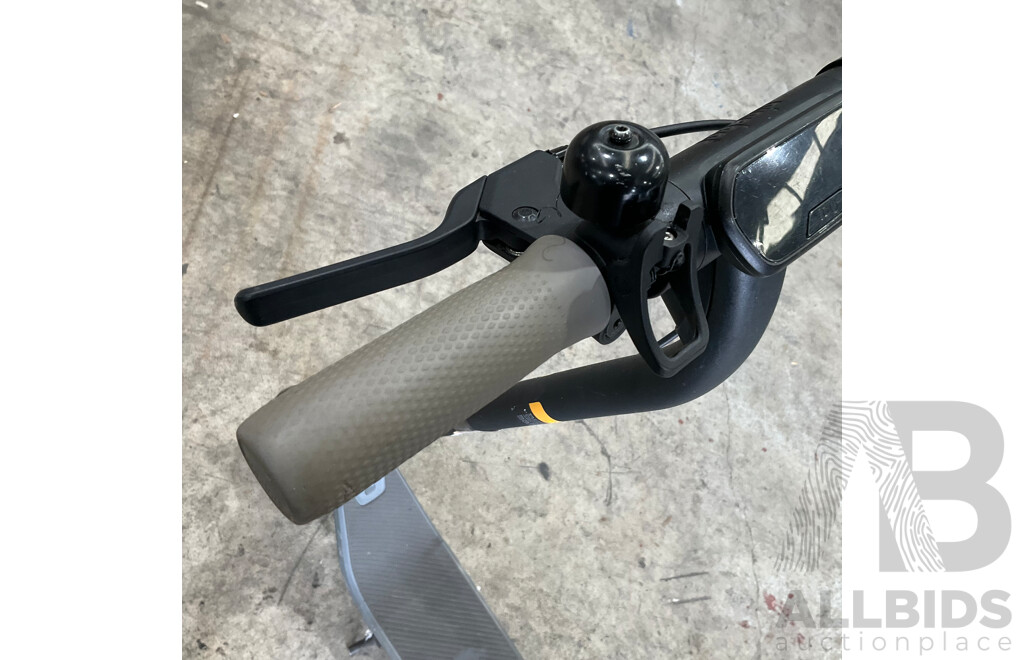 Ninebot Kick Scooter E2