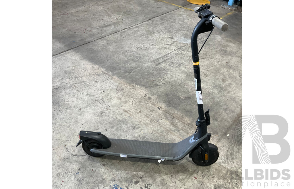Ninebot Kick Scooter E2