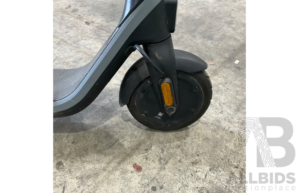 Ninebot Kick Scooter E2