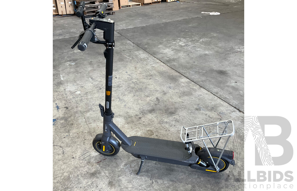 Ninebot Kick Scooter Max G2