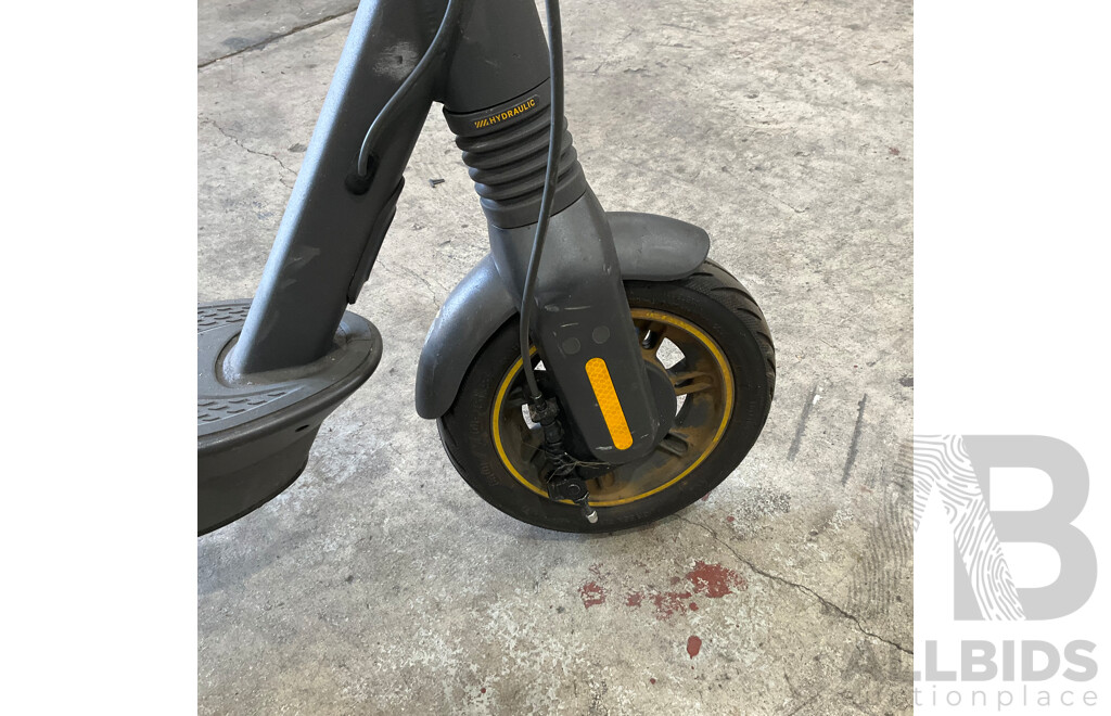 Ninebot Kick Scooter Max G2