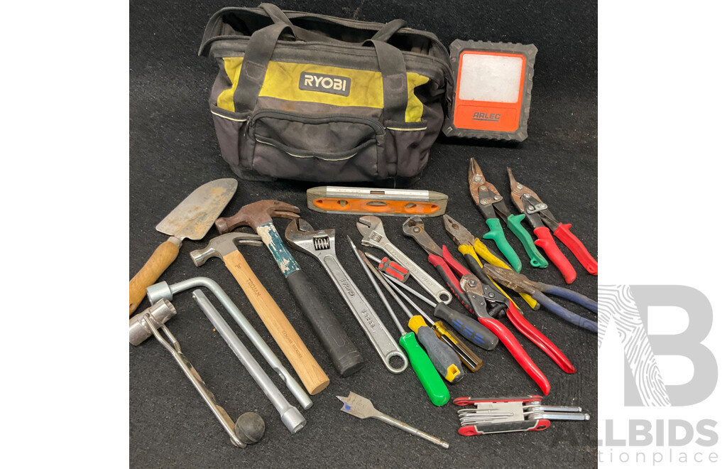 Assorted Hand Tools, ARLEC Work Light and RYOBI Tools Bag