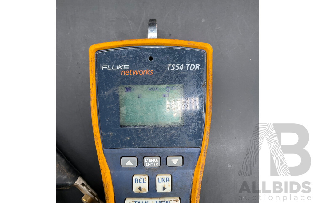 FLUKE Networks TS54 TDR Telephone Test Set