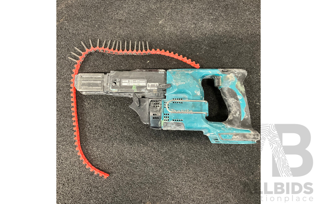 MAKITA 18V Autofeed Screwdriver (DFR450X) - Skin Only