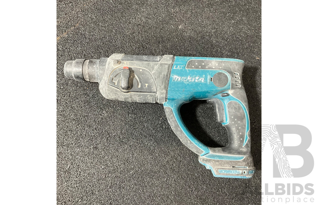 MAKITA 18V LXT Rotary Hammer Drill (BHR202) - Skin Only