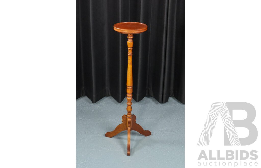 Edwardian Turned Oak Pedestal