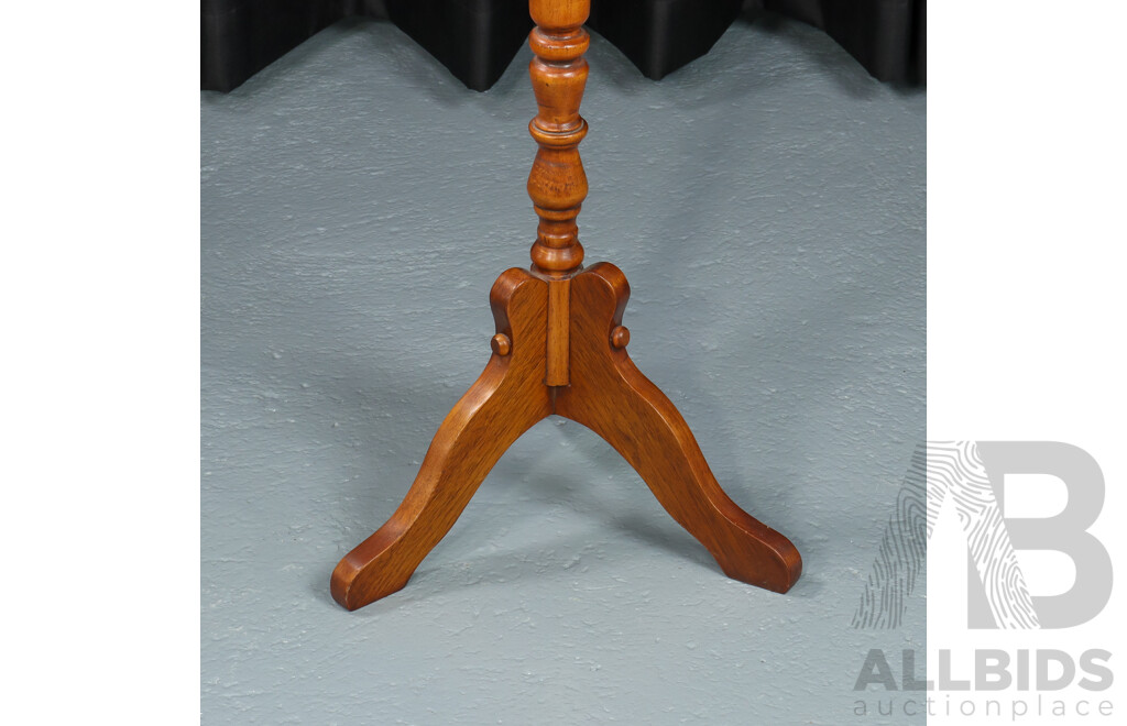 Edwardian Turned Oak Pedestal