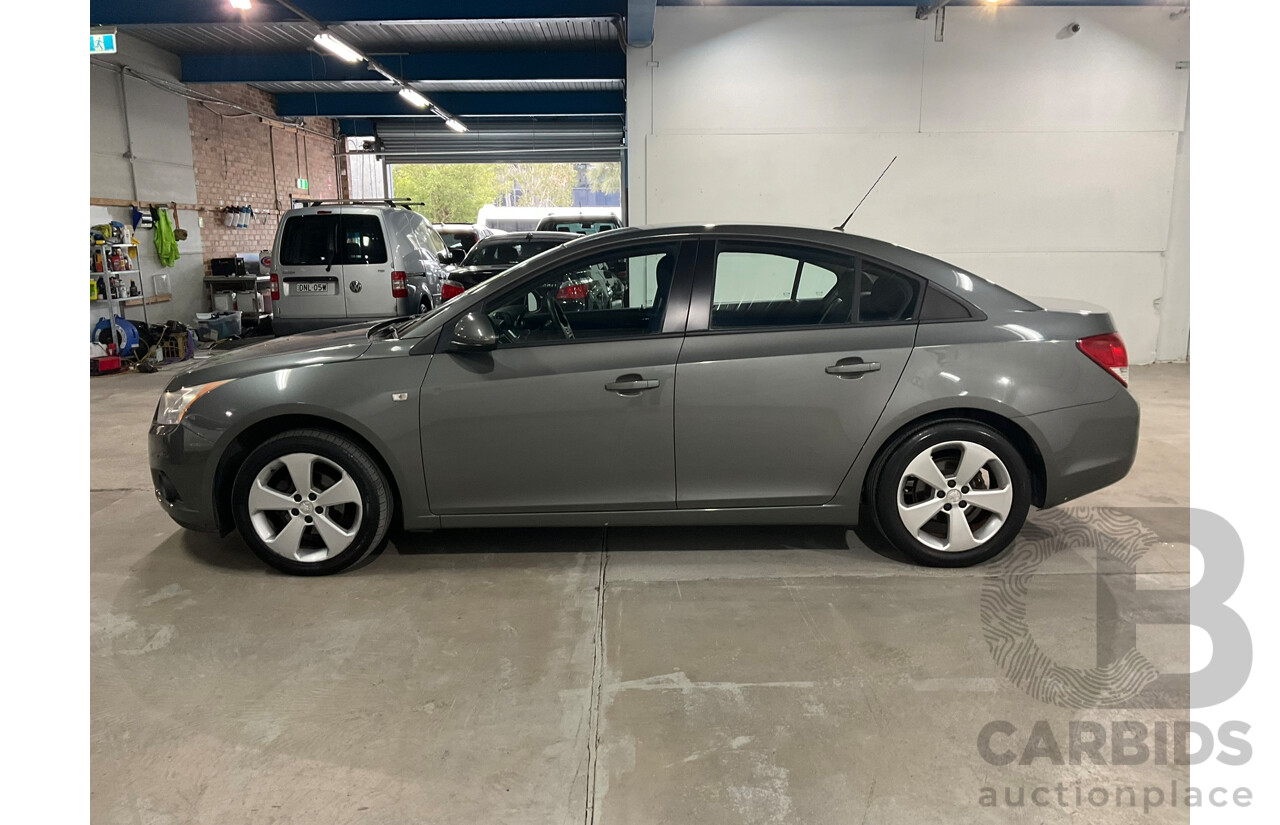 03/2013 Holden Cruze CD JH MY13 4d Sedan Grey 1.8L