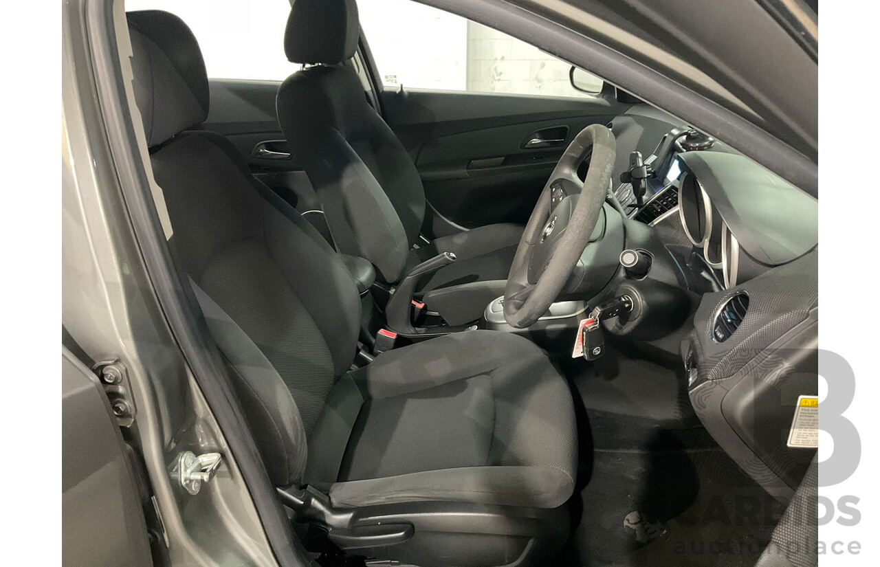 03/2013 Holden Cruze CD JH MY13 4d Sedan Grey 1.8L
