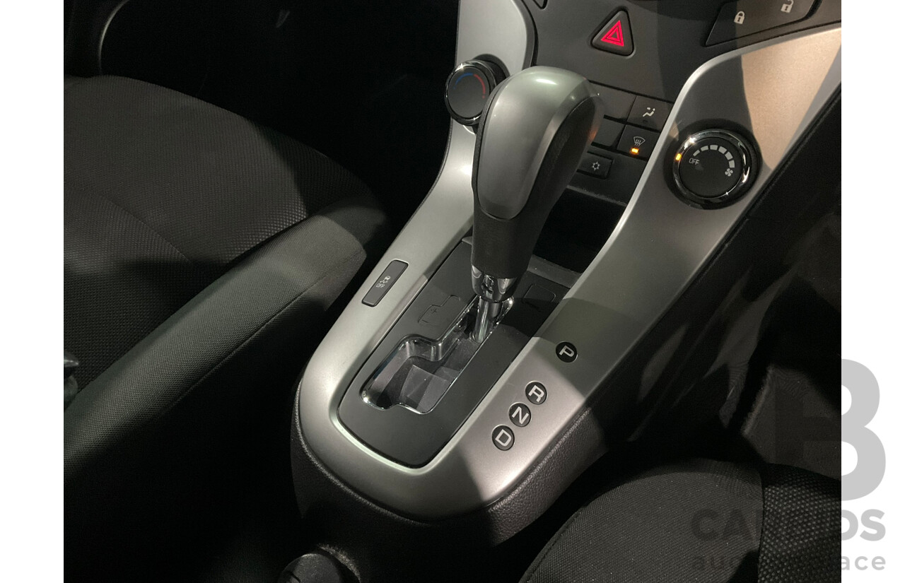 03/2013 Holden Cruze CD JH MY13 4d Sedan Grey 1.8L