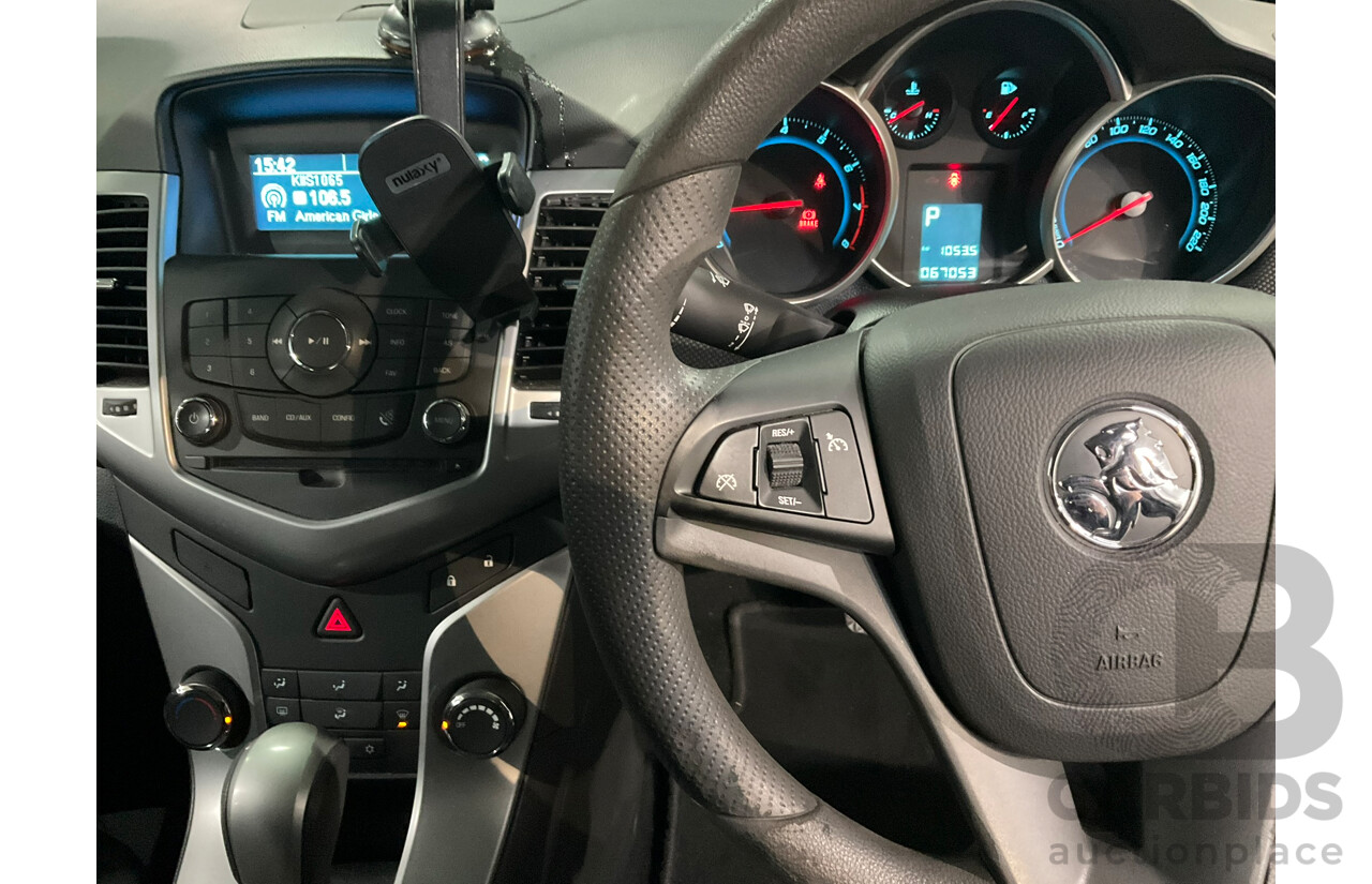 03/2013 Holden Cruze CD JH MY13 4d Sedan Grey 1.8L