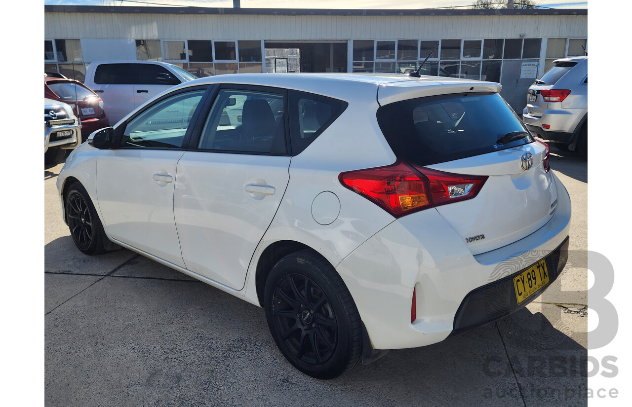 08/2013 Toyota Corolla Ascent ZRE182R 5d Hatchback White 1.8L