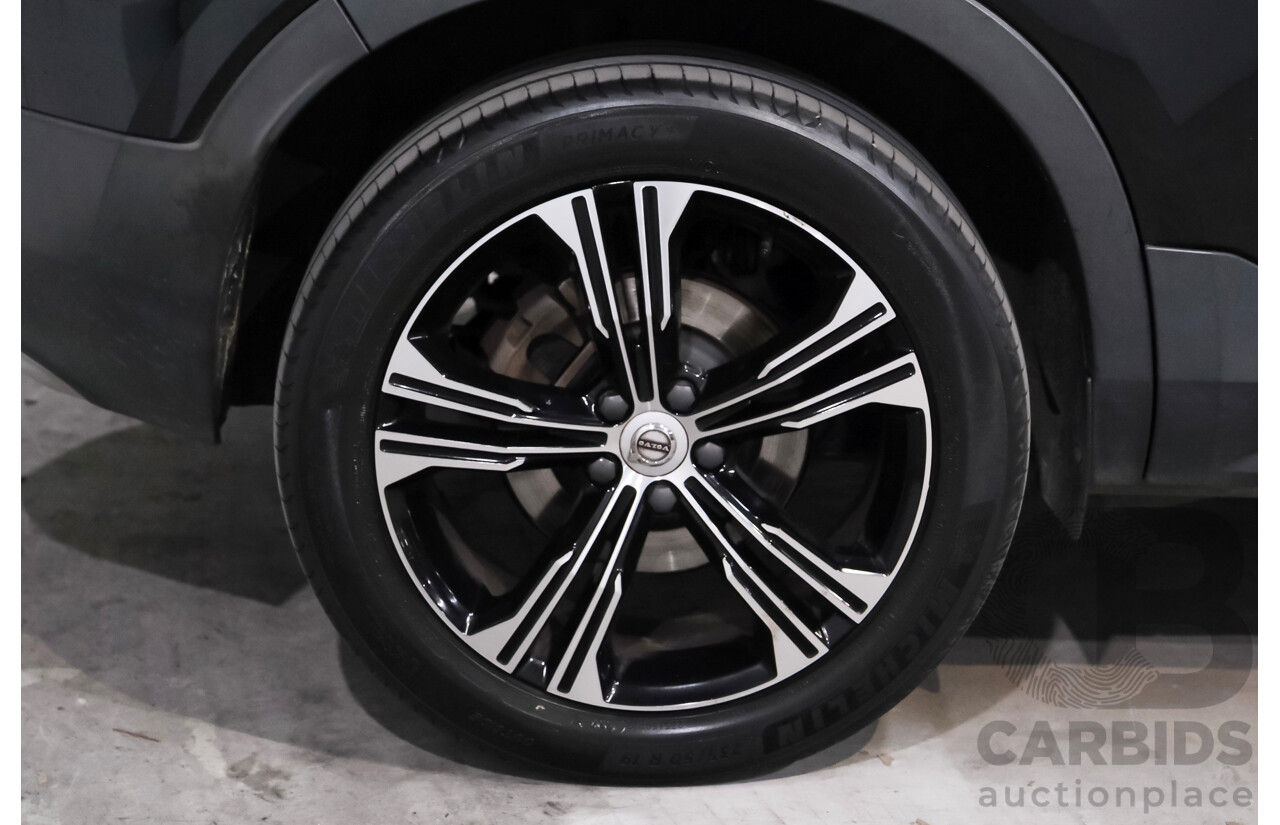 06/2021 Volvo XC40 T4 Inscription (AWD) 536 MY21 4d Wagon Black Turbo Diesel 2.0L