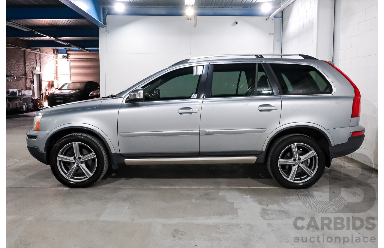 05/2010 Volvo XC90 3.2 R-Design AWD MY10 4d Wagon Electric Silver Metallic 3.2L - 7 Seater