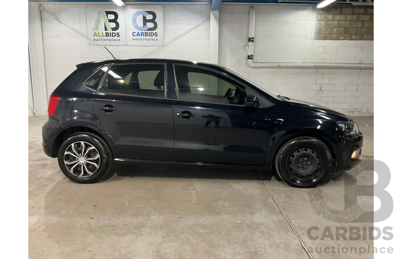 07/2015 Volkswagen Polo 66 TSI Trendline 6R MY15 5d Hatchback Black Turbo 1.2L