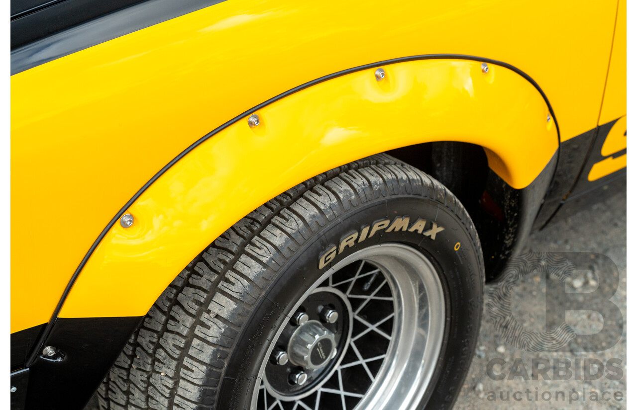 04/1974 Holden LH Torana SL/R 5000 Tribute 4d Sedan Chrome Yellow / Black V8 5.0L - Modified