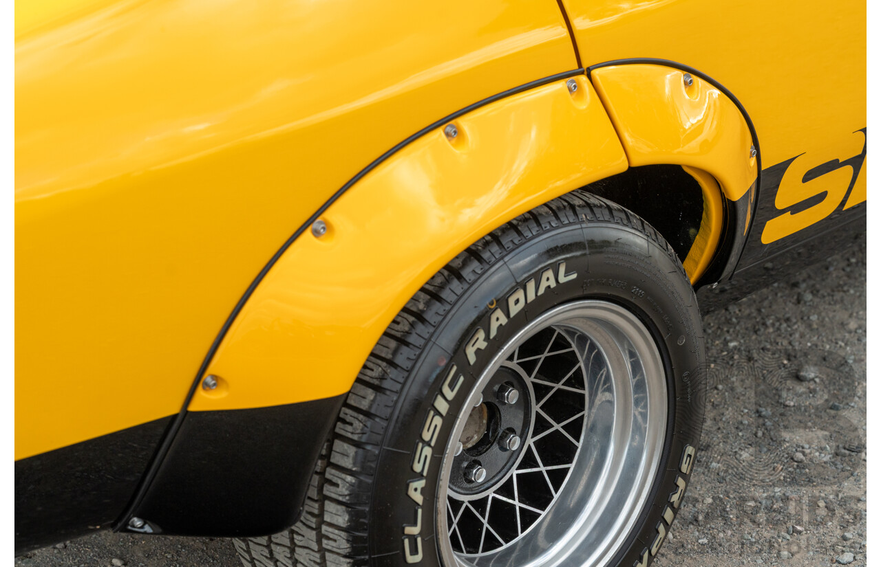 04/1974 Holden LH Torana SL/R 5000 Tribute 4d Sedan Chrome Yellow / Black V8 5.0L - Modified