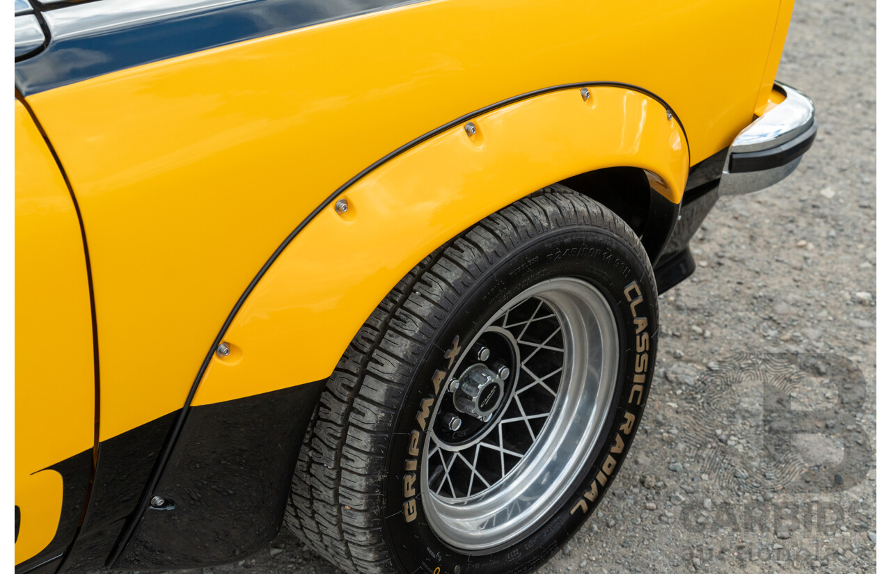 04/1974 Holden LH Torana SL/R 5000 Tribute 4d Sedan Chrome Yellow / Black V8 5.0L - Modified
