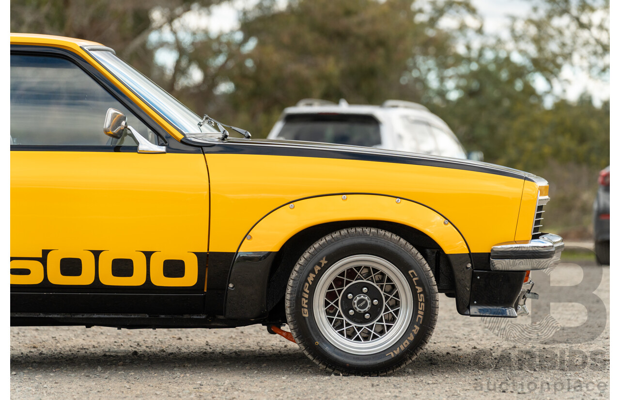 04/1974 Holden LH Torana SL/R 5000 Tribute 4d Sedan Chrome Yellow / Black V8 5.0L - Modified