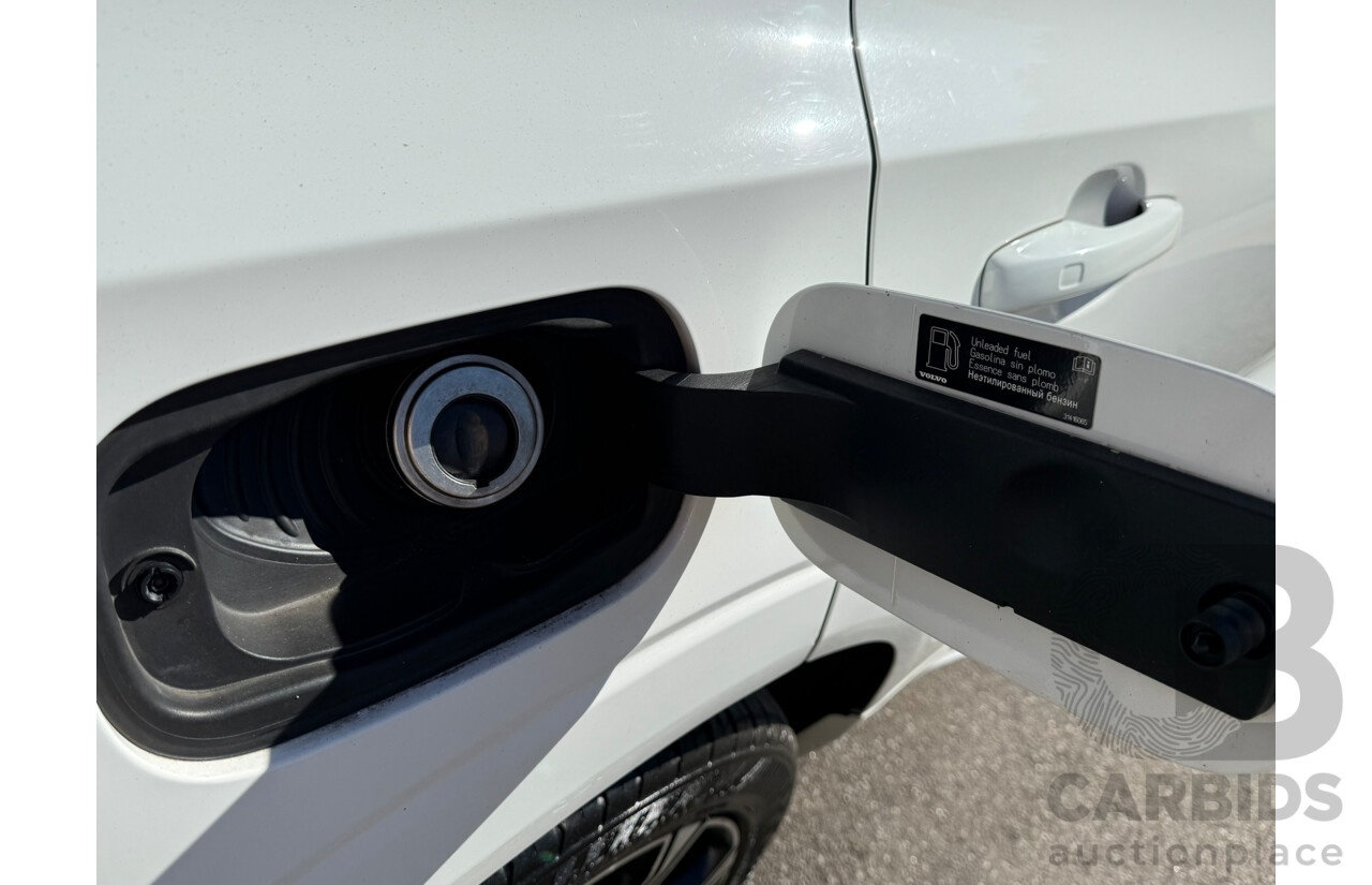 6/2018 Volvo Xc60 T5 Inscription (AWD) 246 MY19 4d Wagon White 2.0L
