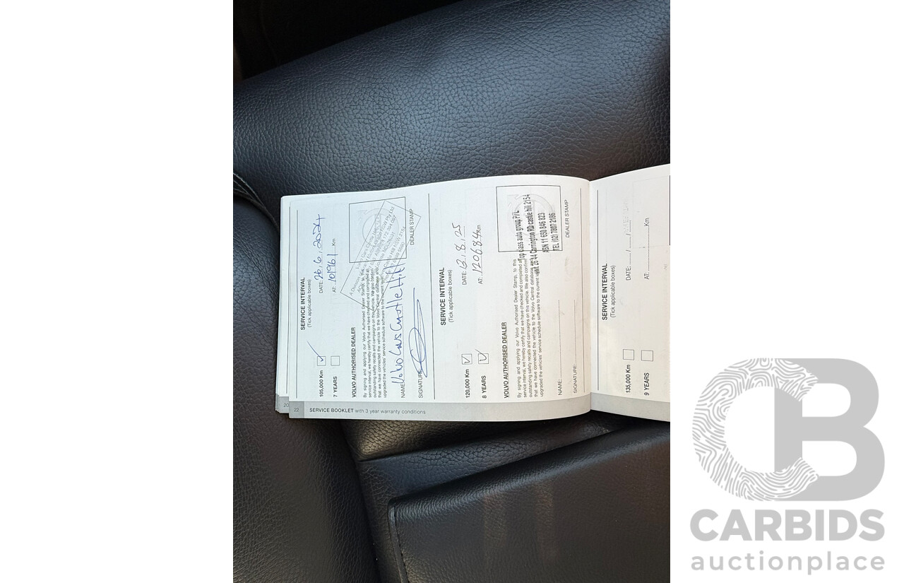 6/2018 Volvo Xc60 T5 Inscription (AWD) 246 MY19 4d Wagon White 2.0L