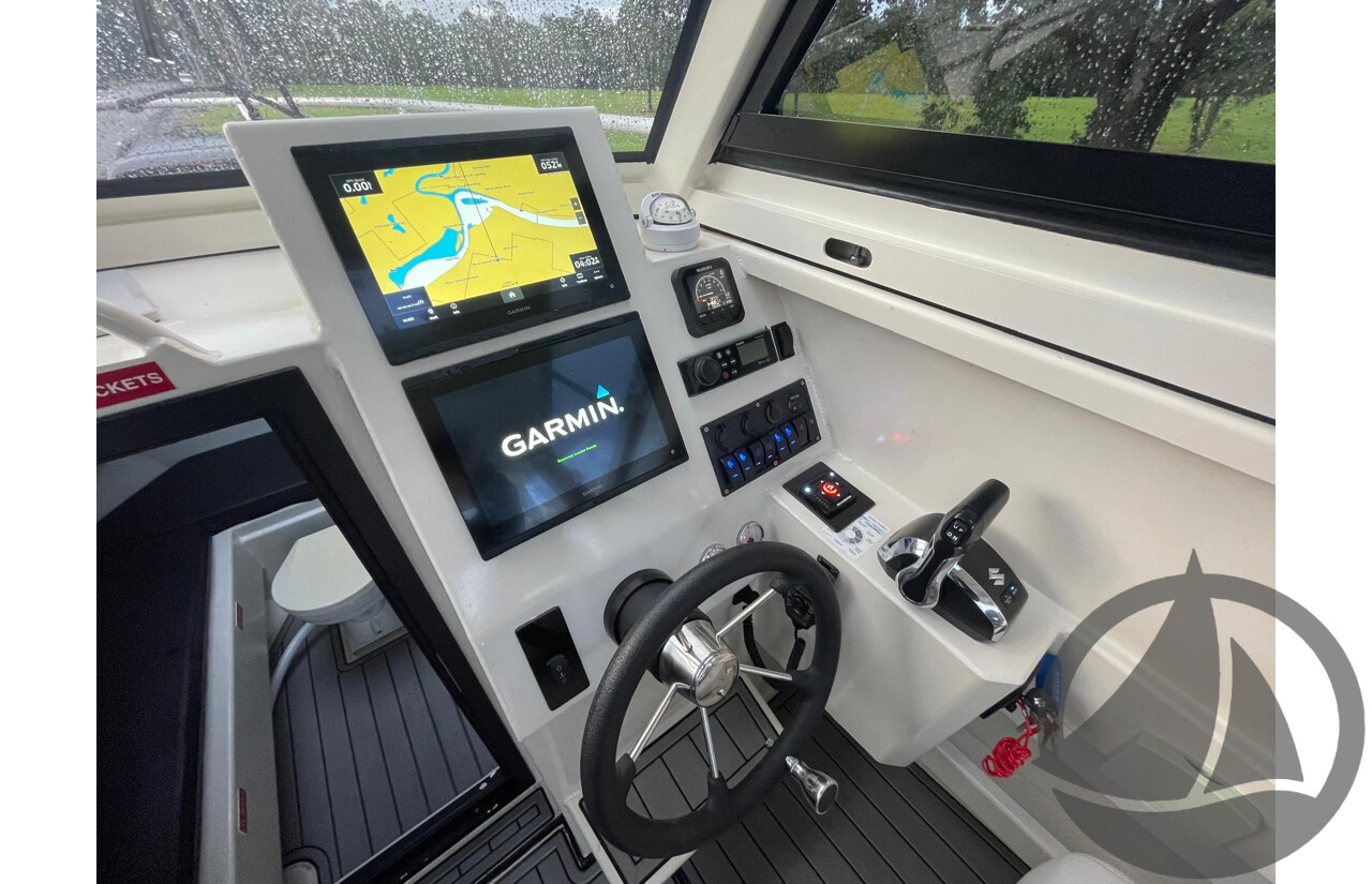 NO RESERVE - 2024 Orion Strike 790 Half Cabin Plate Boat, 350hp Suzuki 4 Stroke, 165 hours