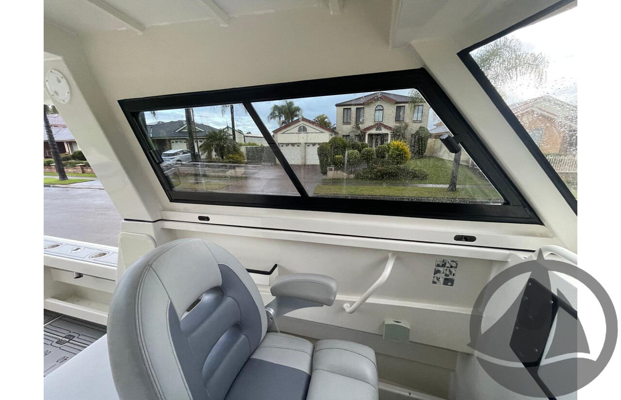 NO RESERVE - 2024 Orion Strike 790 Half Cabin Plate Boat, 350hp Suzuki 4 Stroke, 165 hours