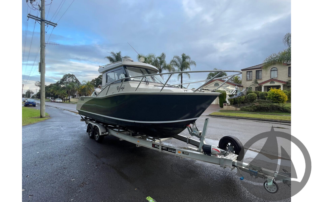NO RESERVE - 2024 Orion Strike 790 Half Cabin Plate Boat, 350hp Suzuki 4 Stroke, 165 hours
