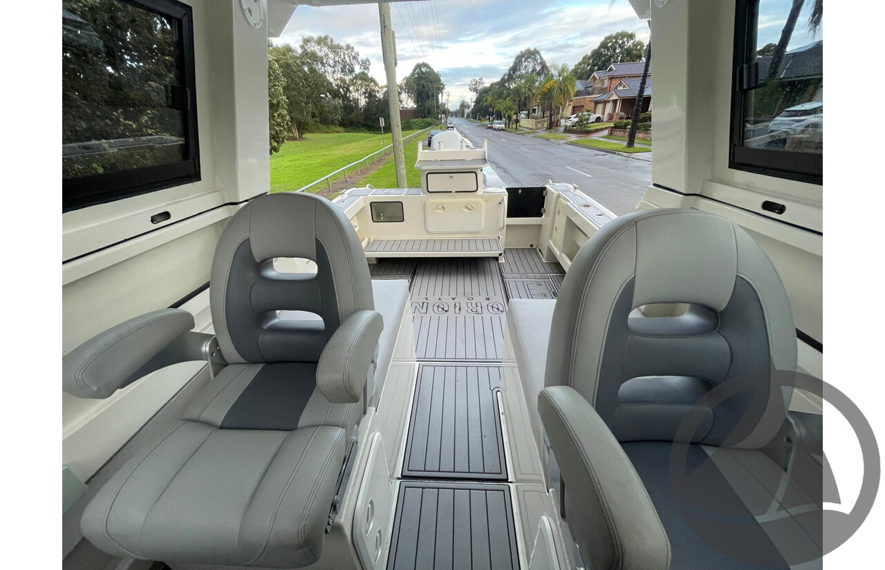 NO RESERVE - 2024 Orion Strike 790 Half Cabin Plate Boat, 350hp Suzuki 4 Stroke, 165 hours