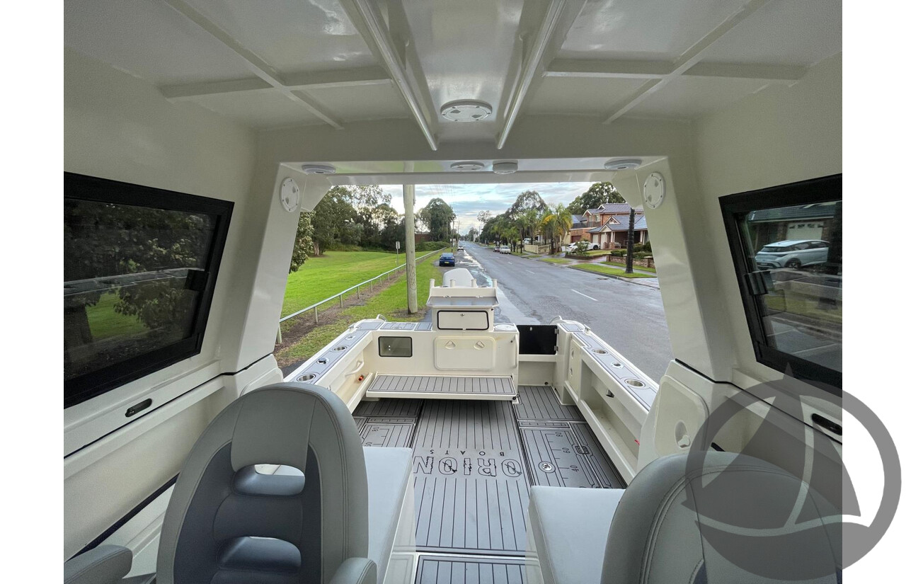 NO RESERVE - 2024 Orion Strike 790 Half Cabin Plate Boat, 350hp Suzuki 4 Stroke, 165 hours