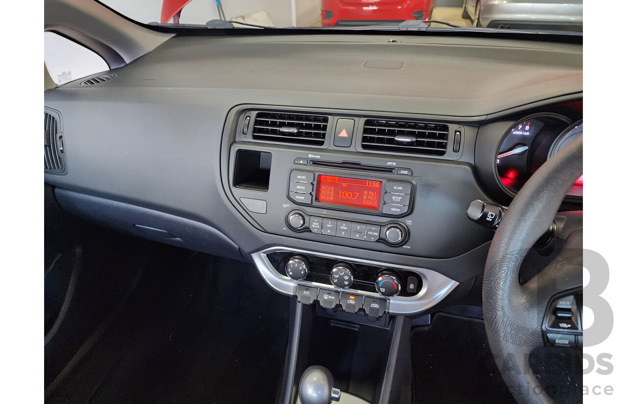 05/2014 Kia RIO S UB MY14 5d Hatchback Red 1.4L