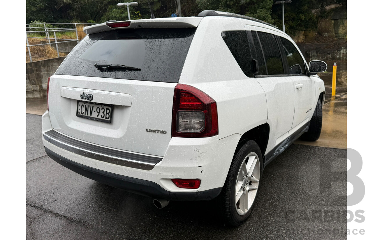 06/2013 Jeep Compass LIMITED (4x4) 4x4 MK MY14 4D Wagon White 2.4L