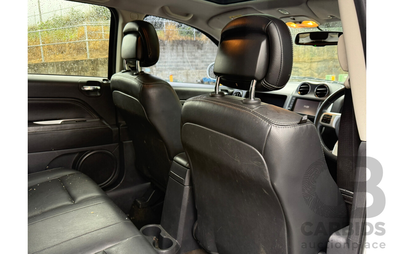 06/2013 Jeep Compass LIMITED (4x4) 4x4 MK MY14 4D Wagon White 2.4L