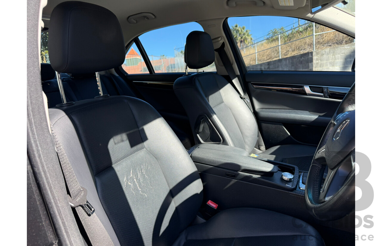 09/2011 Mercedes-Benz C200 CGI W204 MY10 UPGRADE 4D Sedan Obsidian Black Metallic 1.8L