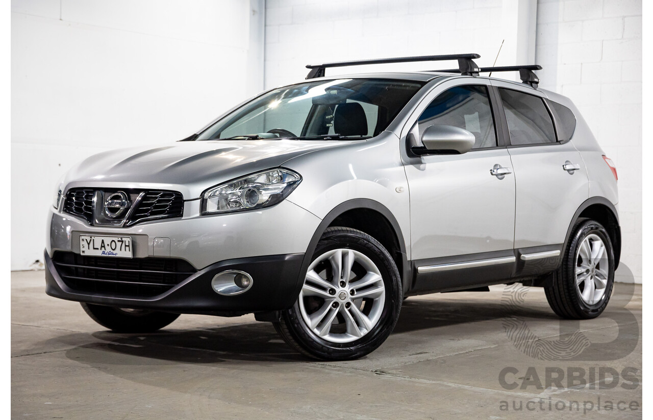 06/2014 Nissan Dualis TS (4x2) J10 MY13 4D Wagon Silver Turbo Diesel 1.6L