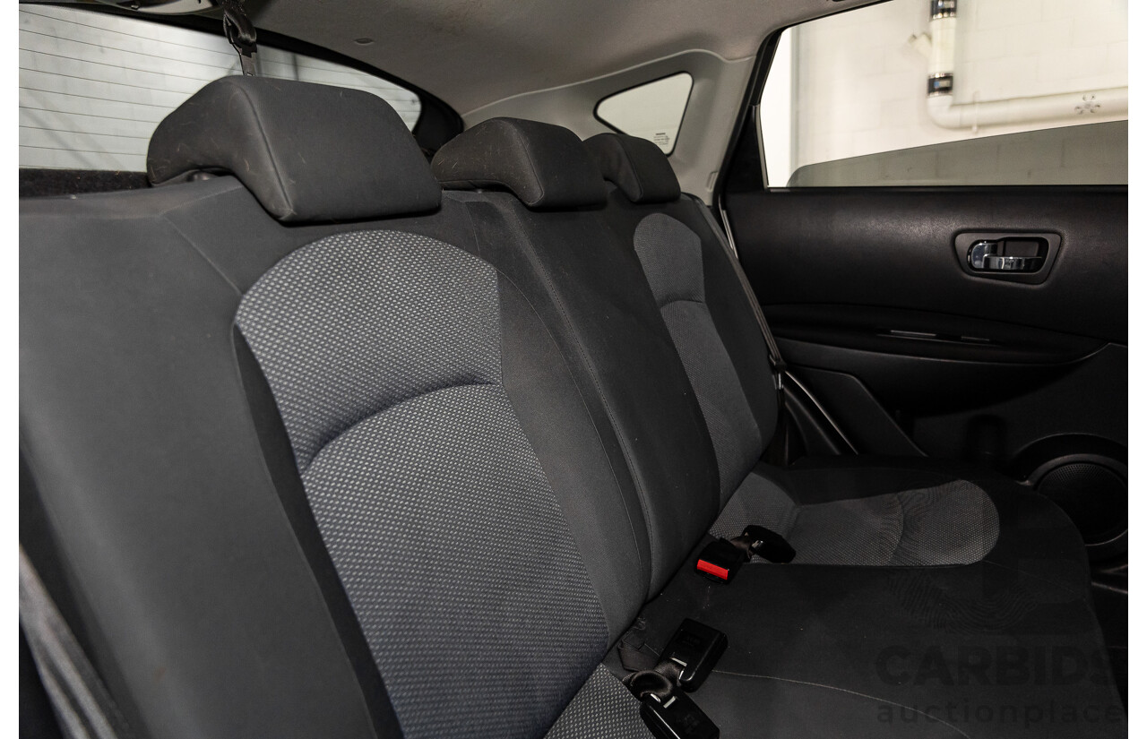 06/2014 Nissan Dualis TS (4x2) J10 MY13 4D Wagon Silver Turbo Diesel 1.6L