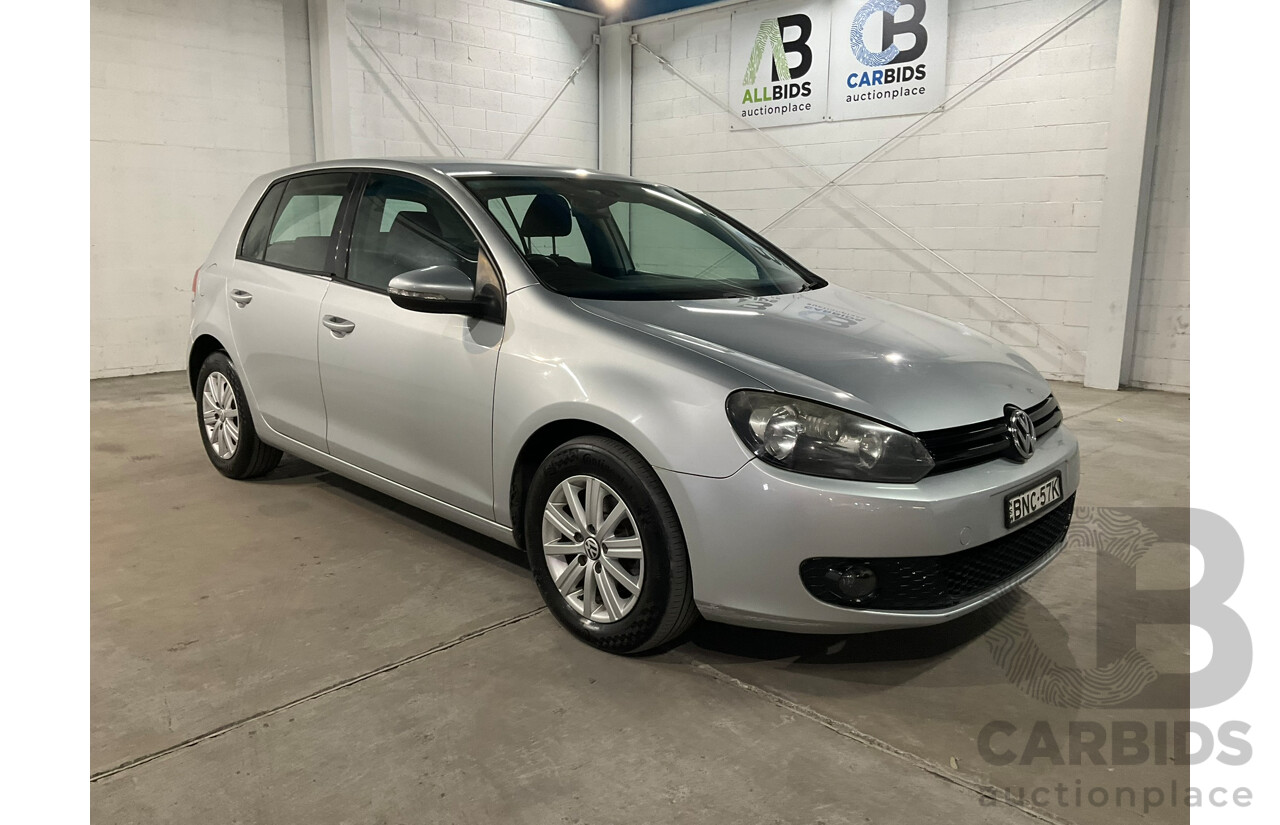01/2010 Volkswagen Golf 77 TDI Trendline 1K MY10 5D Hatchback Silver Turbo Diesel 1.6L