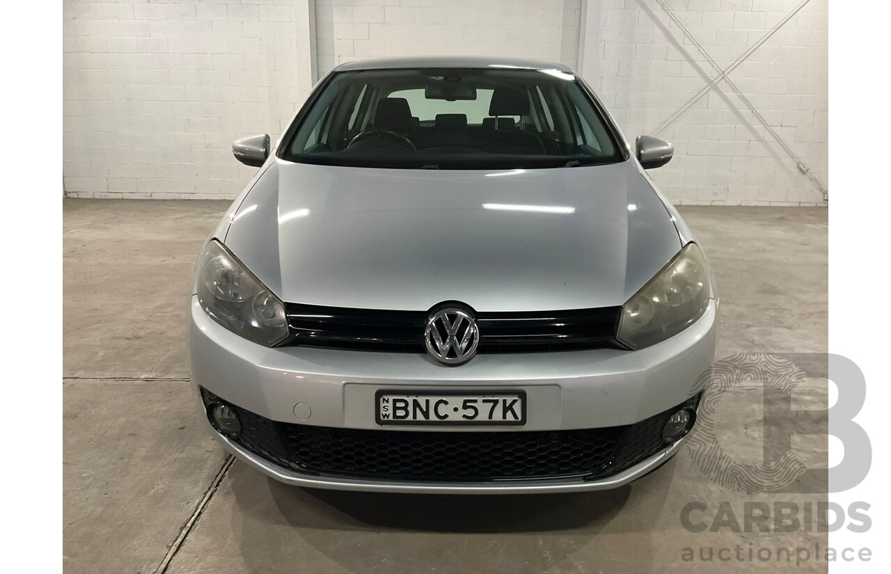 01/2010 Volkswagen Golf 77 TDI Trendline 1K MY10 5D Hatchback Silver Turbo Diesel 1.6L
