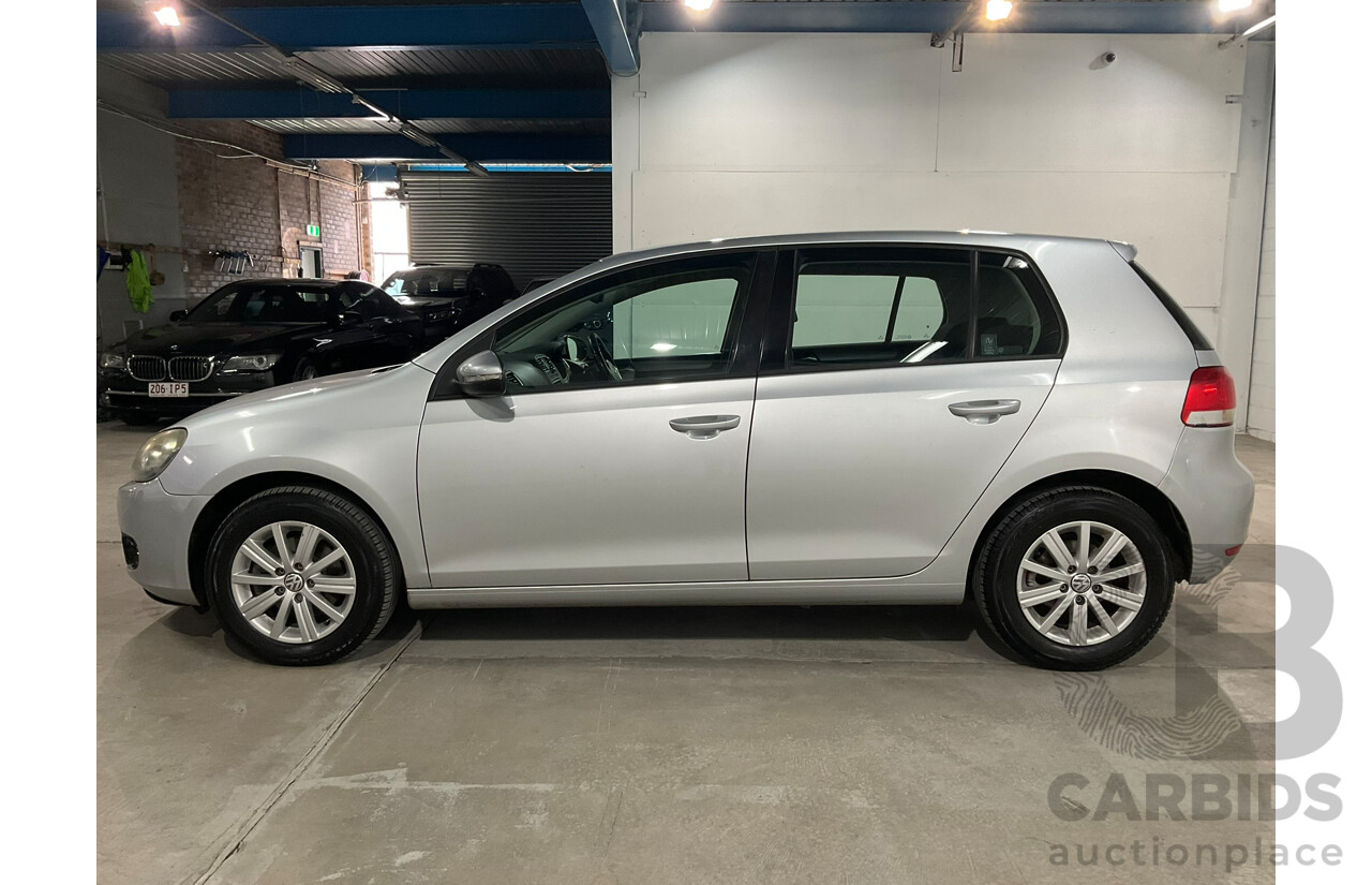 01/2010 Volkswagen Golf 77 TDI Trendline 1K MY10 5D Hatchback Silver Turbo Diesel 1.6L