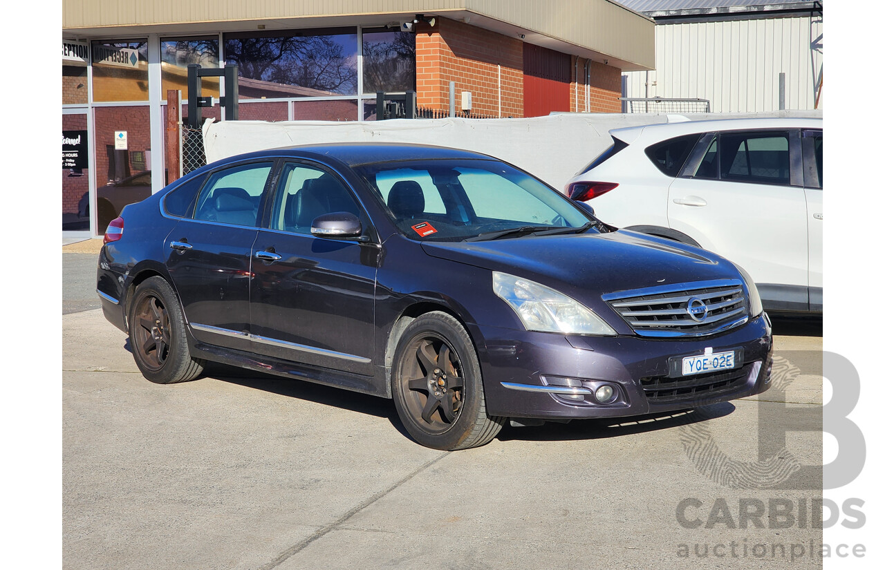 10/2011 Nissan Maxima 250 ST-L J32 4d Sedan Grey 2.5L