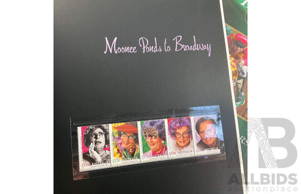Thirteen Australian Prestige Stamp Booklets Including Australian Birds, Shining Lights, Novel Lives, Diva, Barry Humphries, Trailblazers and More - Face Value Approximately $99