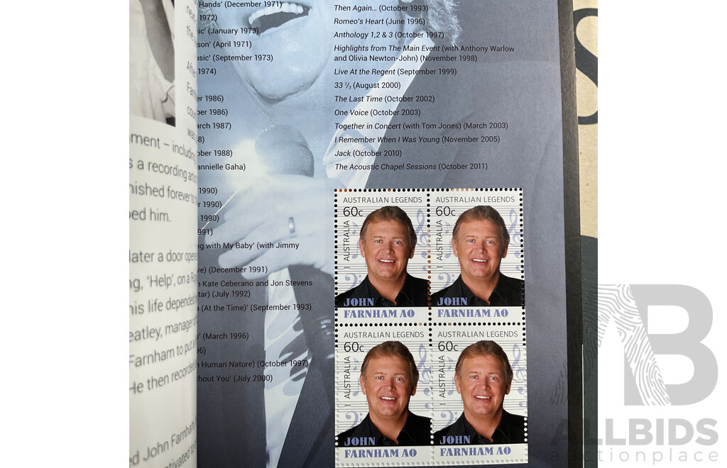 Thirteen Australian Prestige Stamp Booklets Including Australian Birds, Shining Lights, Novel Lives, Diva, Barry Humphries, Trailblazers and More - Face Value Approximately $99