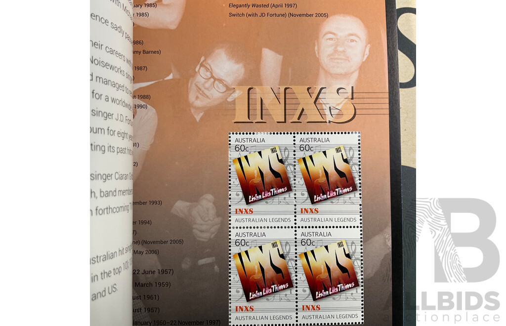 Thirteen Australian Prestige Stamp Booklets Including Australian Birds, Shining Lights, Novel Lives, Diva, Barry Humphries, Trailblazers and More - Face Value Approximately $99