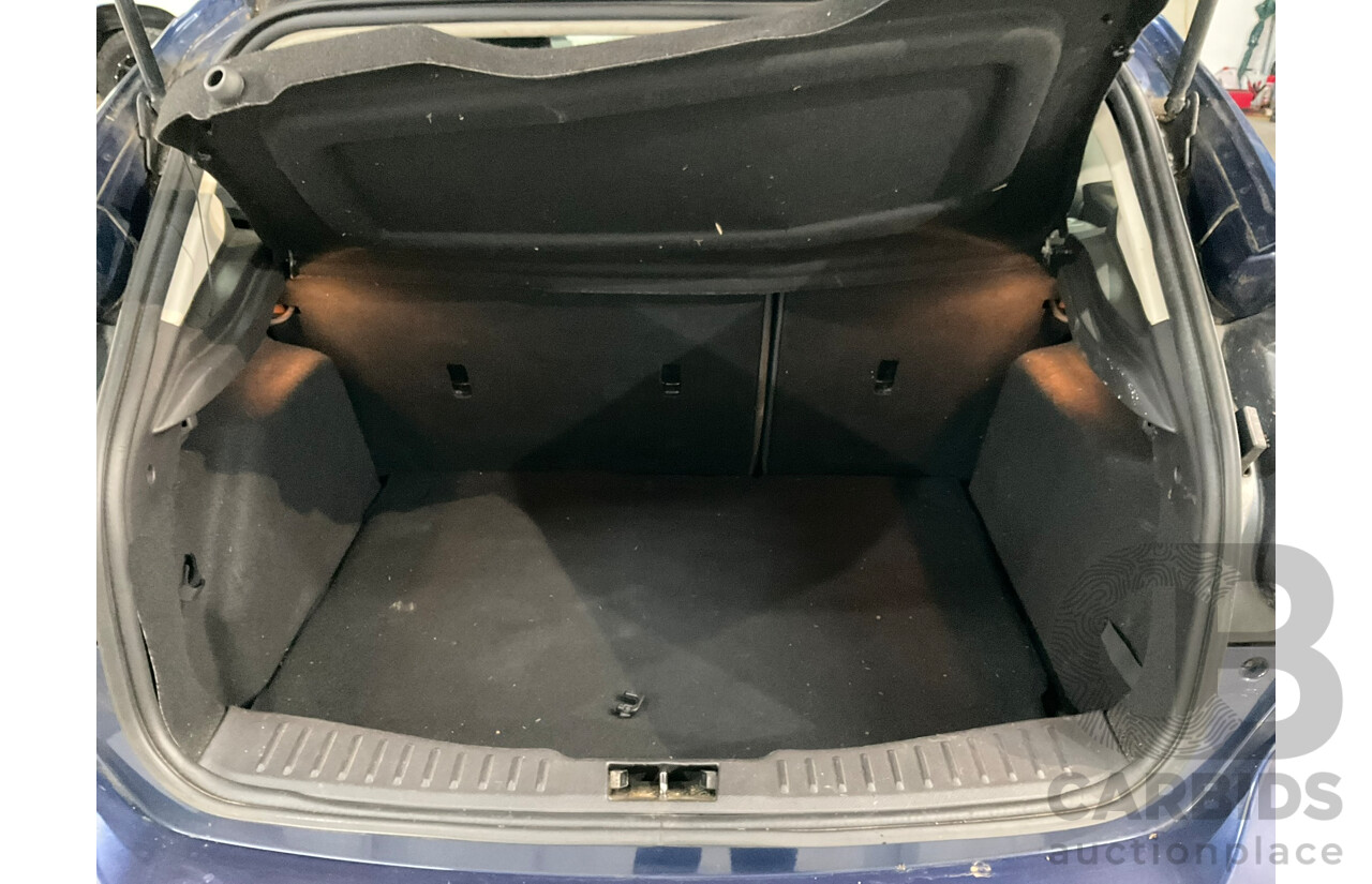 01/2012 Ford Focus Ambiente LW 5D Hatchback Blue 1.6L