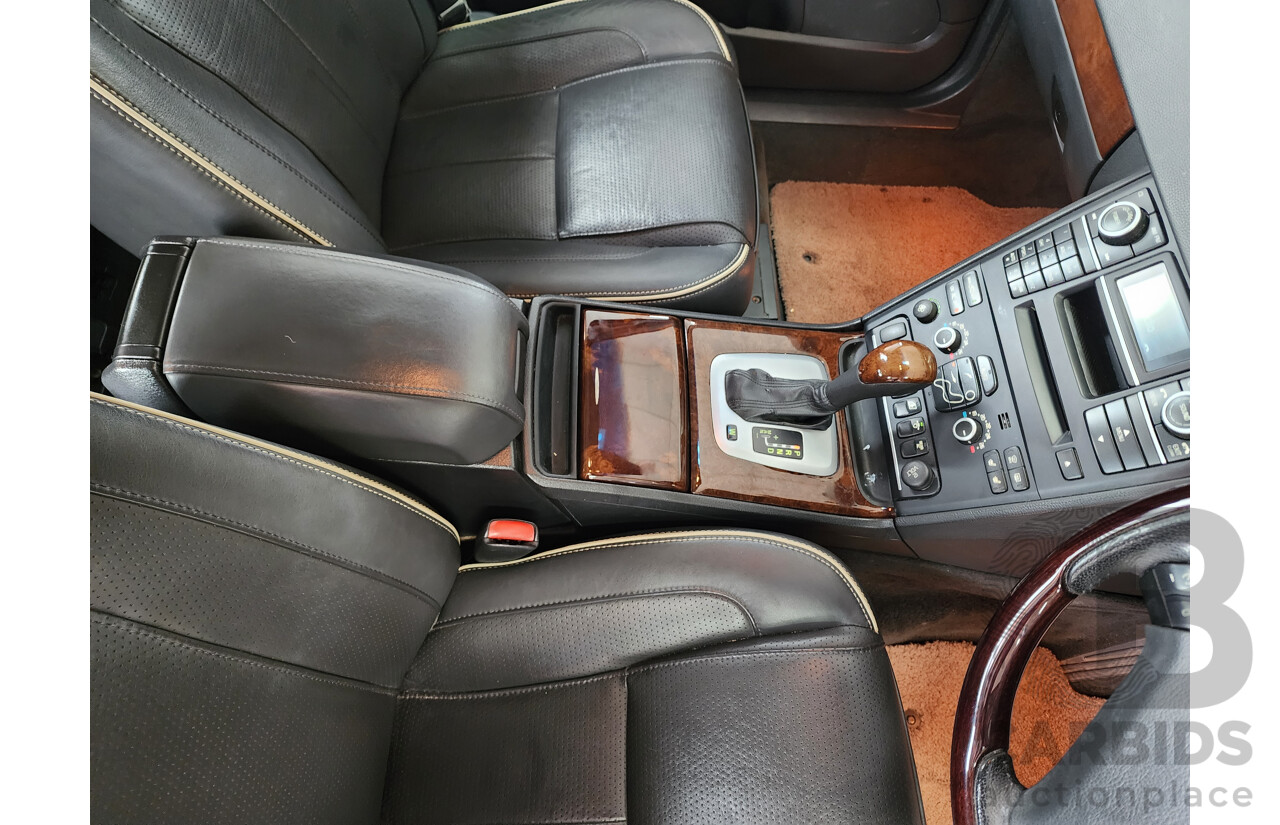 09/2012 Volvo Xc90 D5 Executive MY12 4d Wagon Silver 2.4L