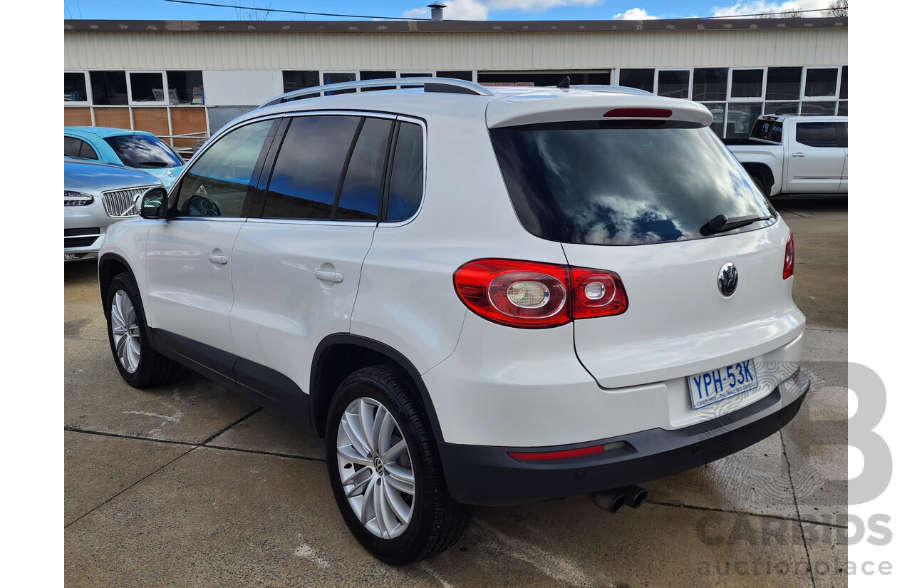 05/2010 Volkswagen Tiguan 147 TSI 5NC MY10 4d Wagon White 2.0L