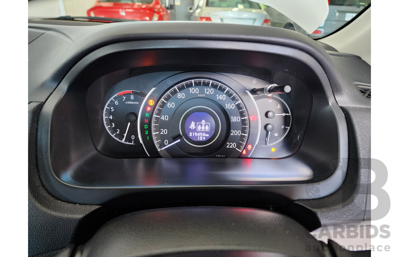 09/2015 Honda CRV VTi LE 30 SERIES 2 4d Wagon White 2.0L