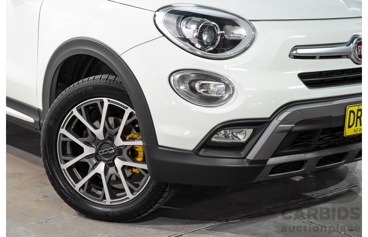 11/2015 Fiat 500X Cross plus (AWD) 4d Wagon White Turbo 1.4L