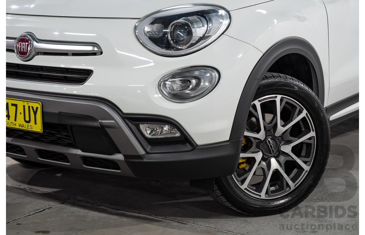 11/2015 Fiat 500X Cross plus (AWD) 4d Wagon White Turbo 1.4L